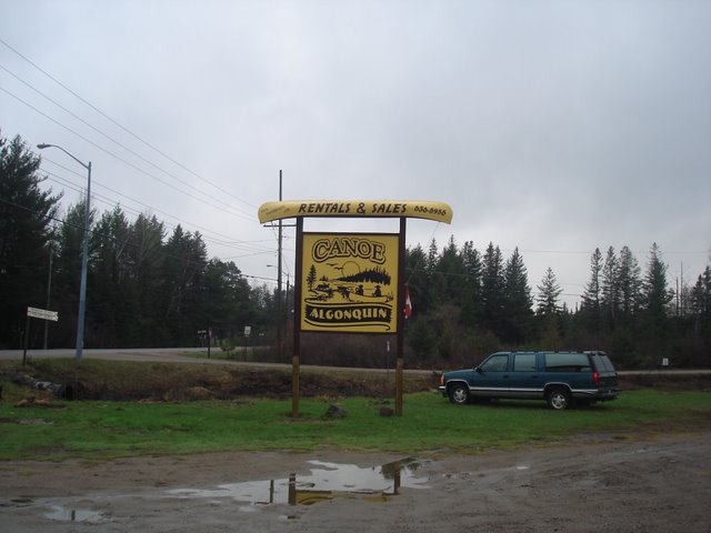 Picture of Canoe Algonquin sign